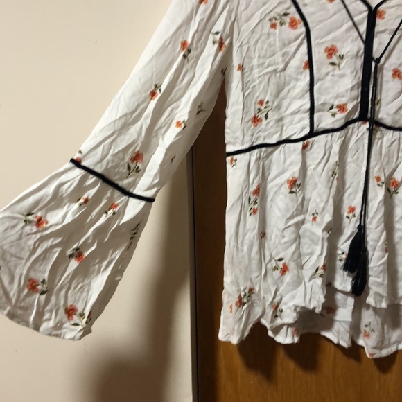 Lauren Conrad Floral Blouse - Picture 3 of 5